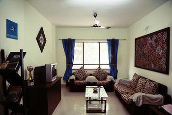 Oyo Apartments Kalyani Nagar Пуна Экстерьер фото